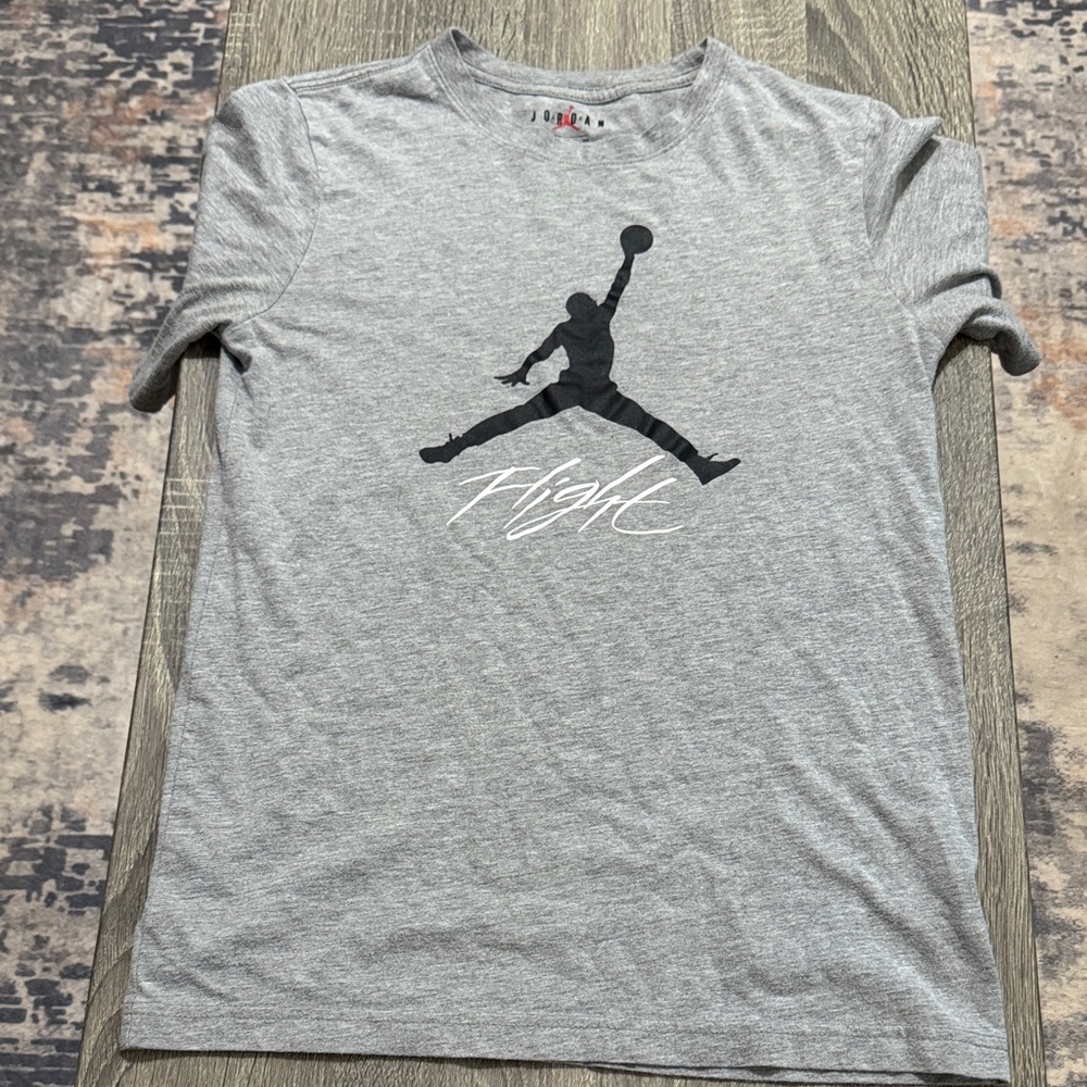 Jordan Gray Flight Graphic Tee
